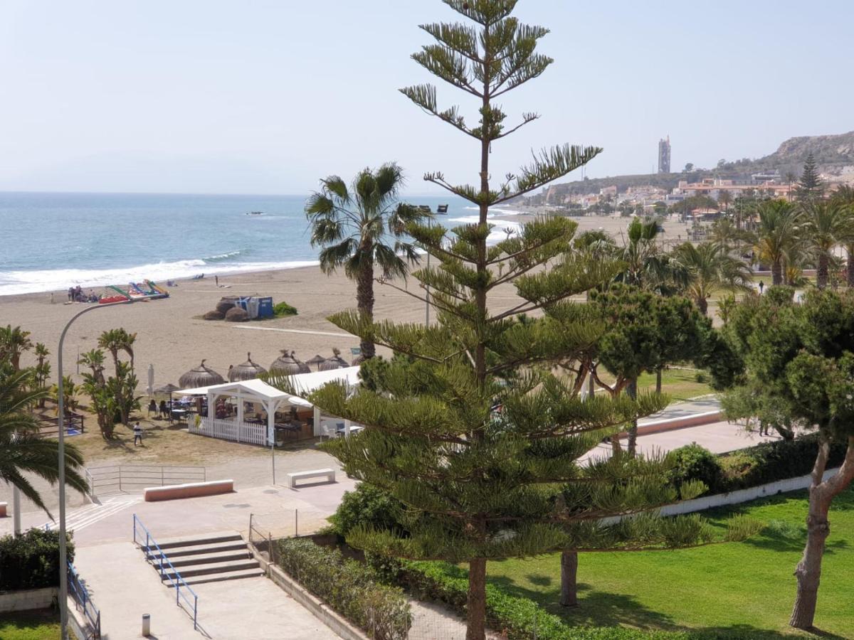 Bonito Apartamento En Primera Linea De Playa La Cala Del Moral Екстериор снимка