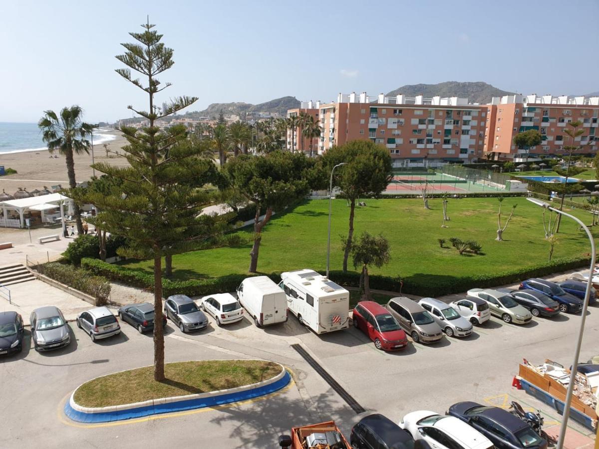 Bonito Apartamento En Primera Linea De Playa La Cala Del Moral Екстериор снимка